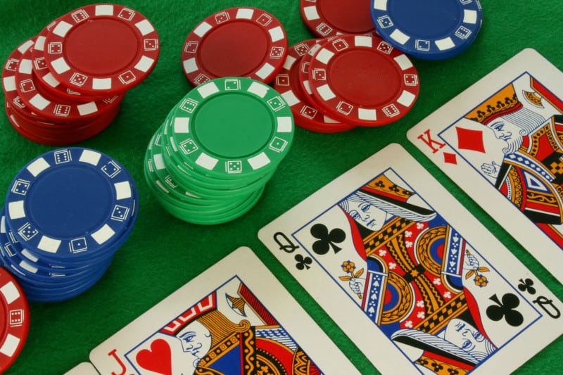Poker là gì? Vài nét khái quát về Poker