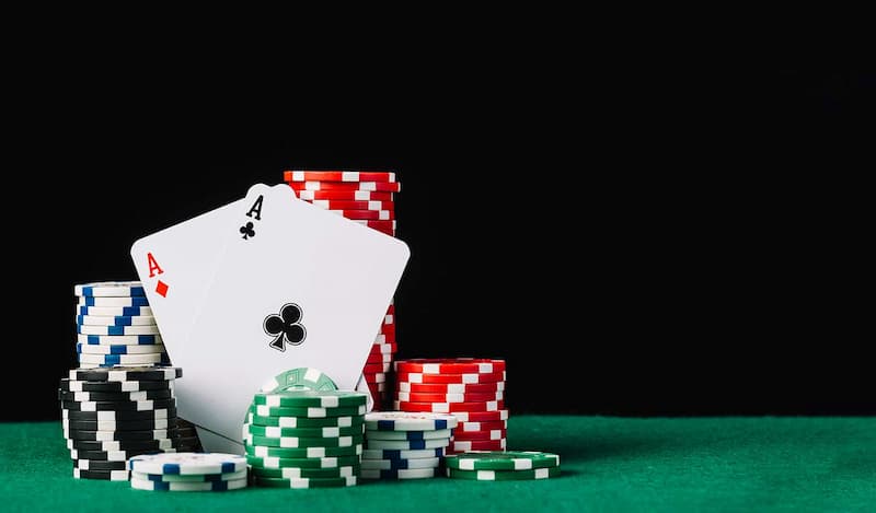 Hướng dẫn vào đánh bài ở game bài King’s Poker 7ball